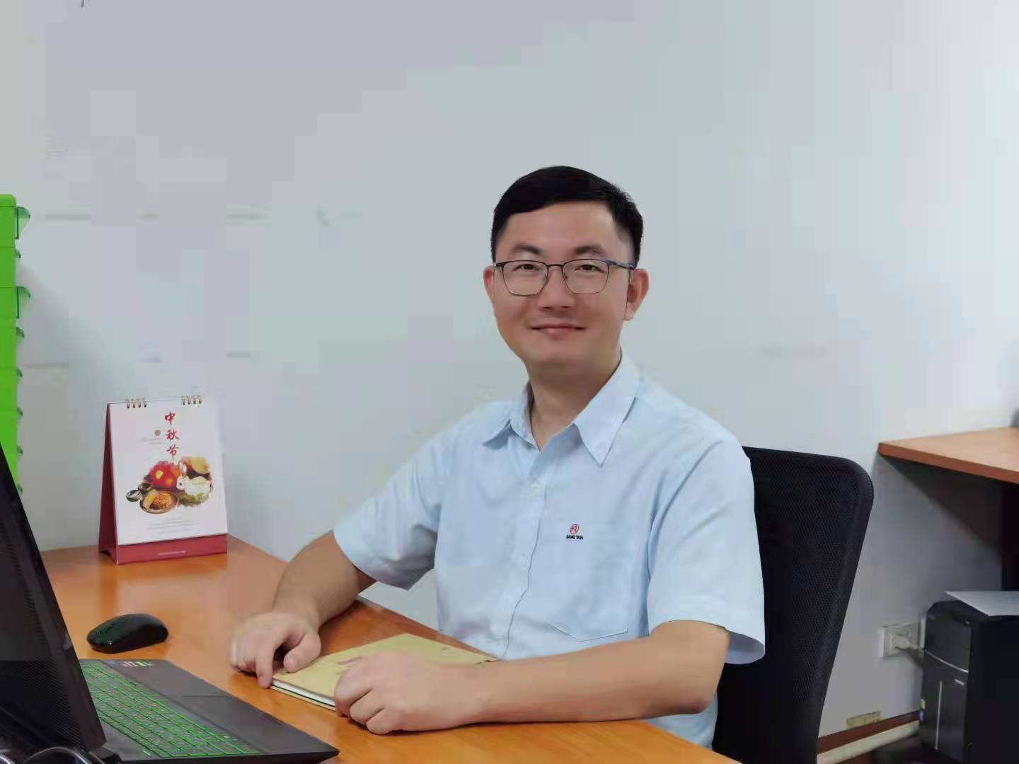 21.平博pinnacle超硬优良党员--伍云杰.jpg 21.平博pinnacle超硬优良党员--伍云杰.jpg